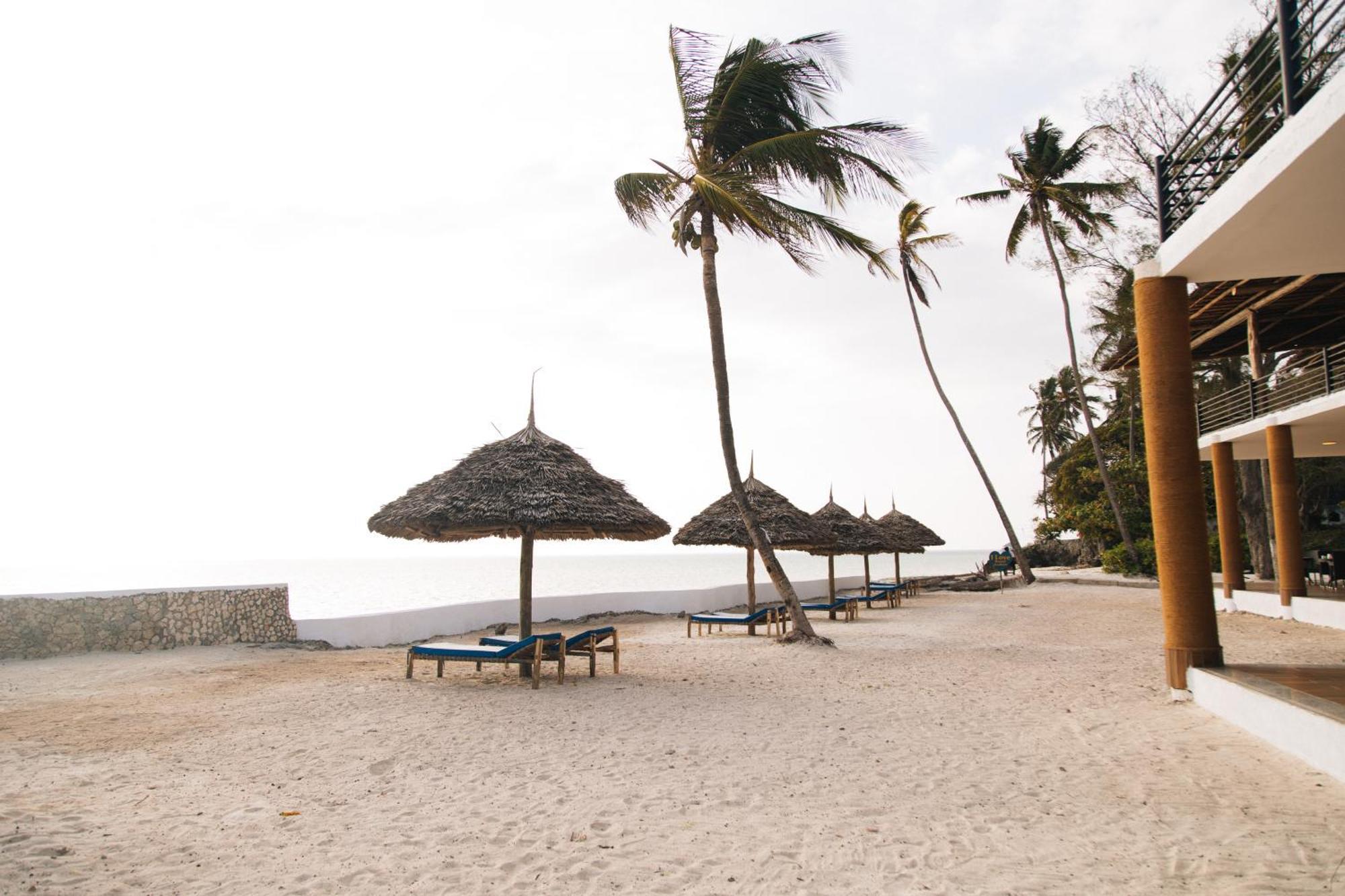 Royal Mandarin Hotel & Resort Pwani Mchangani Exterior foto