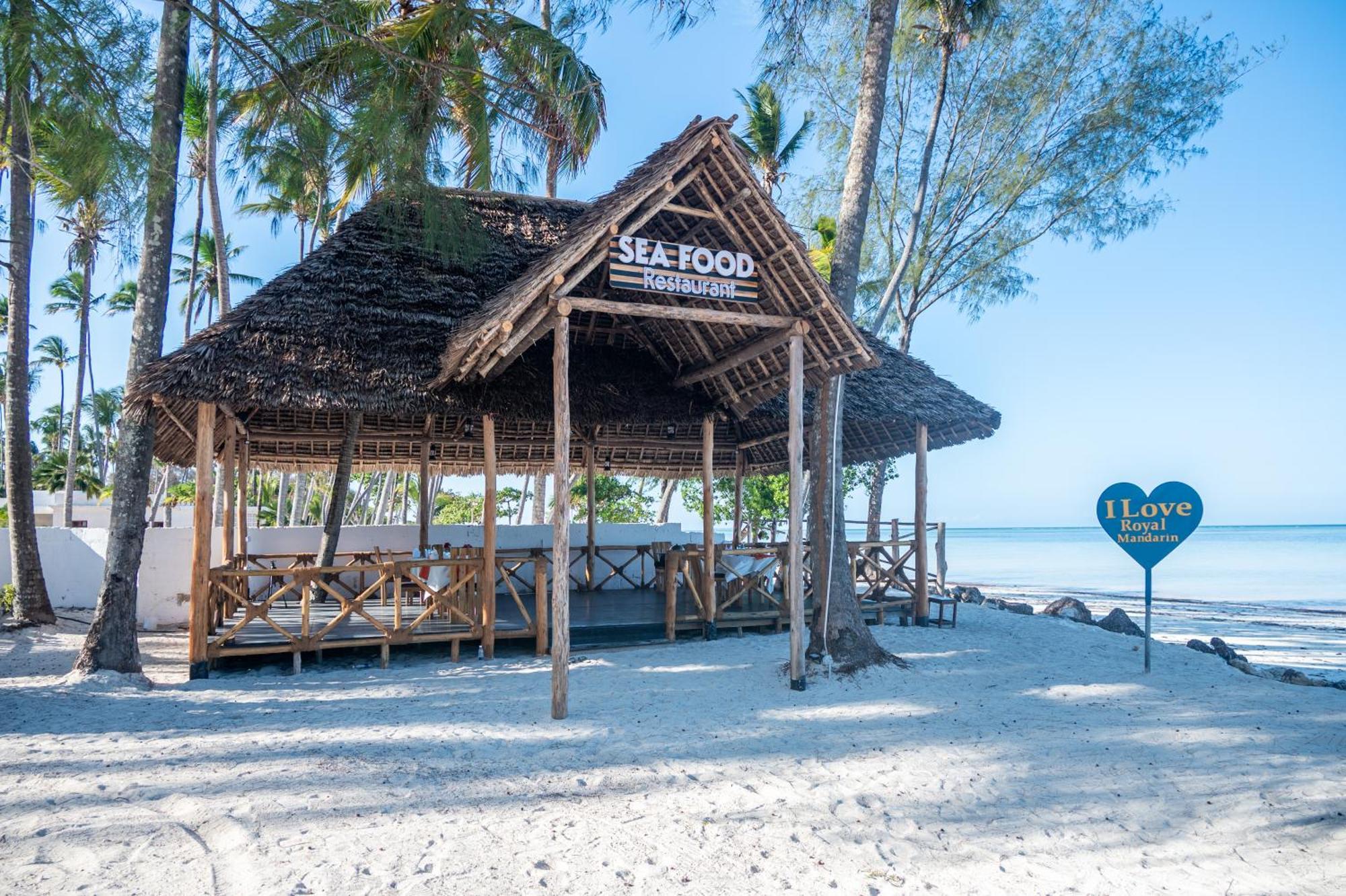 Royal Mandarin Hotel & Resort Pwani Mchangani Exterior foto